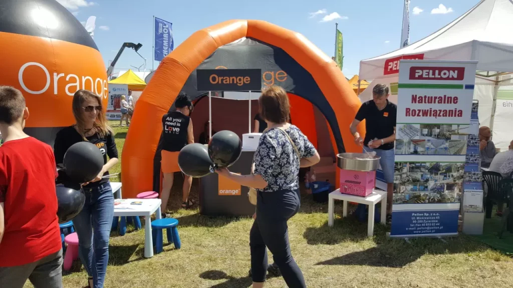 Orange — campaign archive